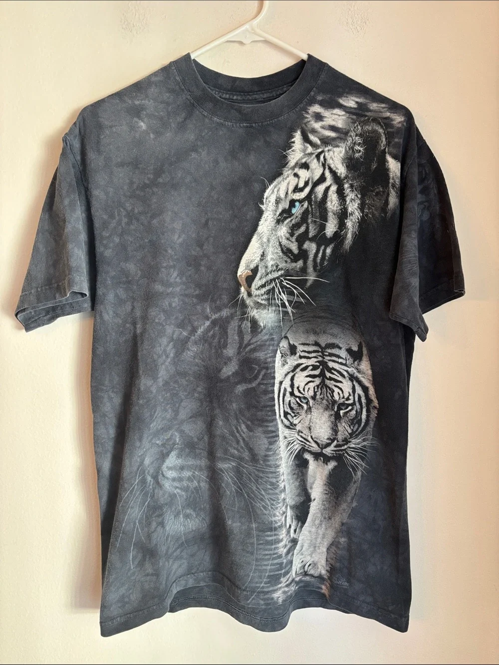 The Mountain vintage AOP Tie-Dye Lion Couple white bengal tiger Tee t-shirts MD